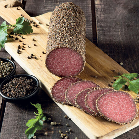 Σαλάμι Αέρος με Επικάλυψη Πιπεριών Μουλκιώτης